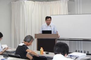 講義中の和田先生